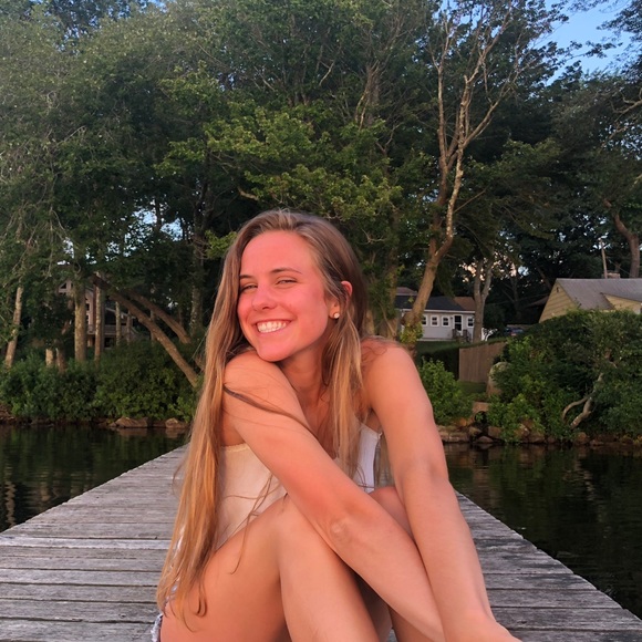 Meet your Posher, Rachel - Picture 1 of 1